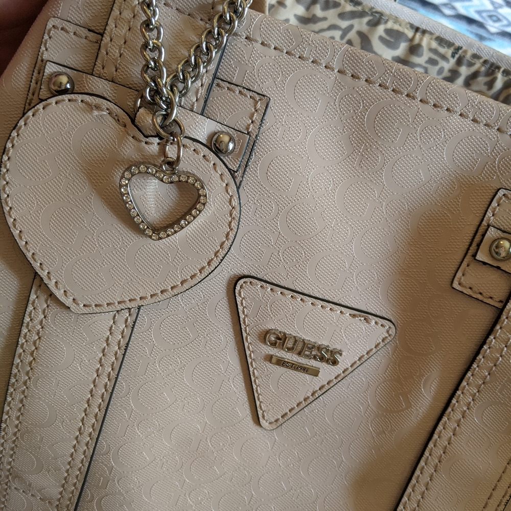 Guess Purse/Bag - Picture 1 of 16